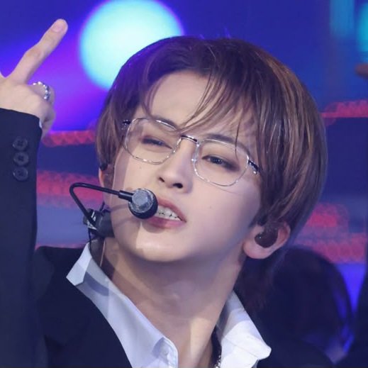 ☆𝐀𝐏𝐏𝐄𝐍𝐀‎ ‎ ‎ ‎ ‎ .𝗚𝗛★ (@glitterishyuck) on Twitter photo 