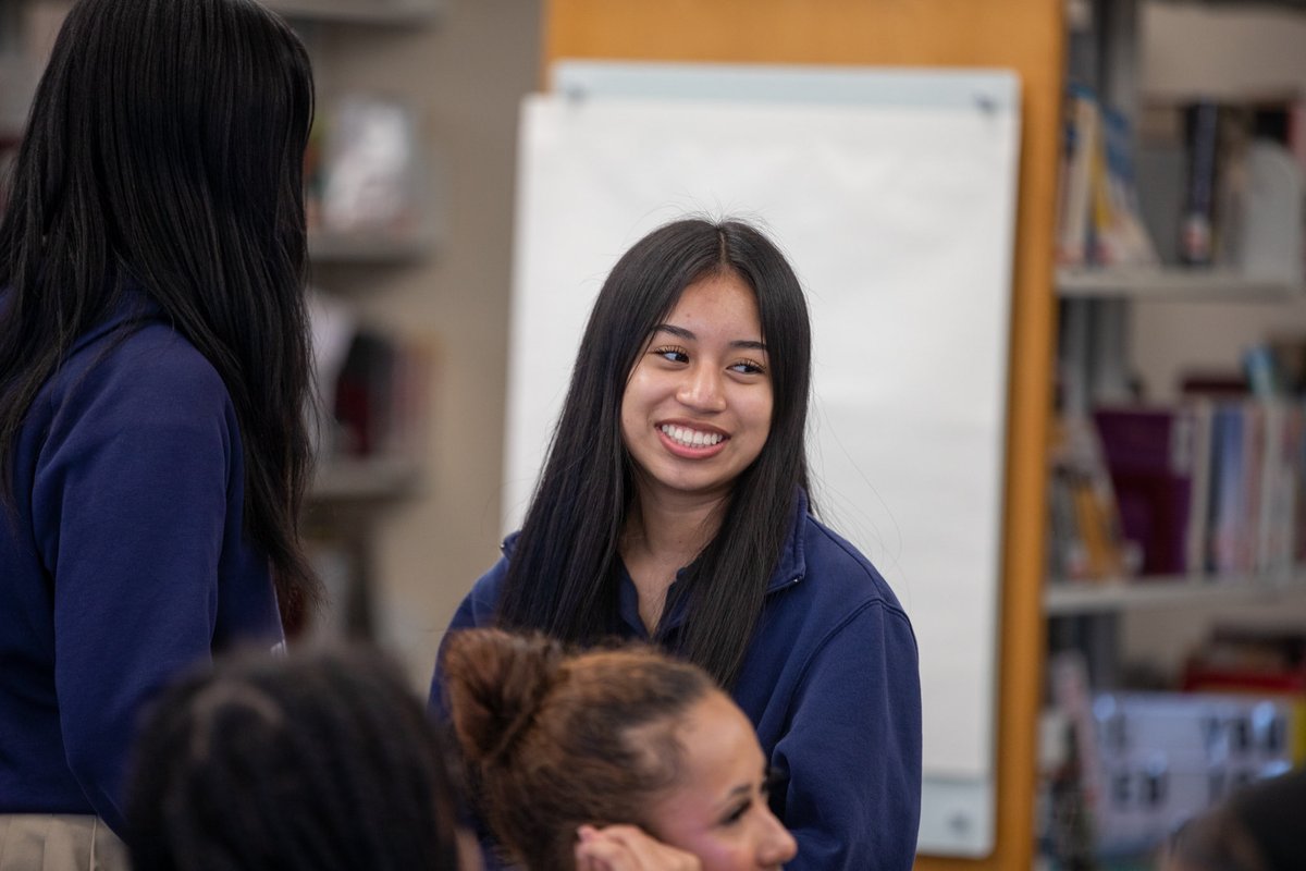 OLGCHS's tweet image. Yesterday, our Social Justice &amp;amp; Inclusion Leaders hosted an interactive workshop on Cultural Competency &amp;amp; Bias as part of GC’s annual #CultureWeek 

Nearly 70 students showed up to learn, reflect, and engage. From our experiential “Subjective Guess Who” game to real-life