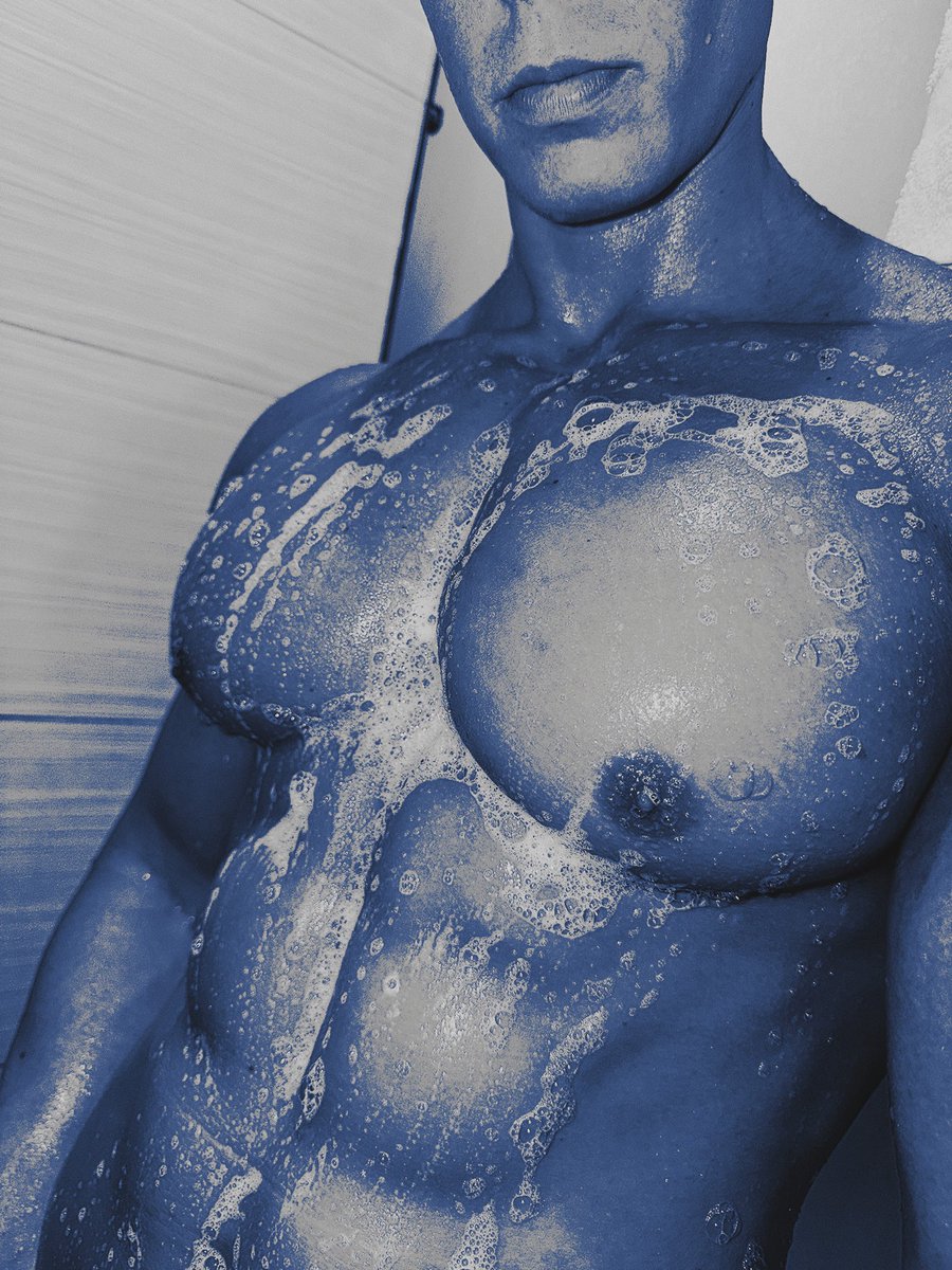 𝐃𝐎𝐔𝐆𝐋𝐀𝐒 tweet media