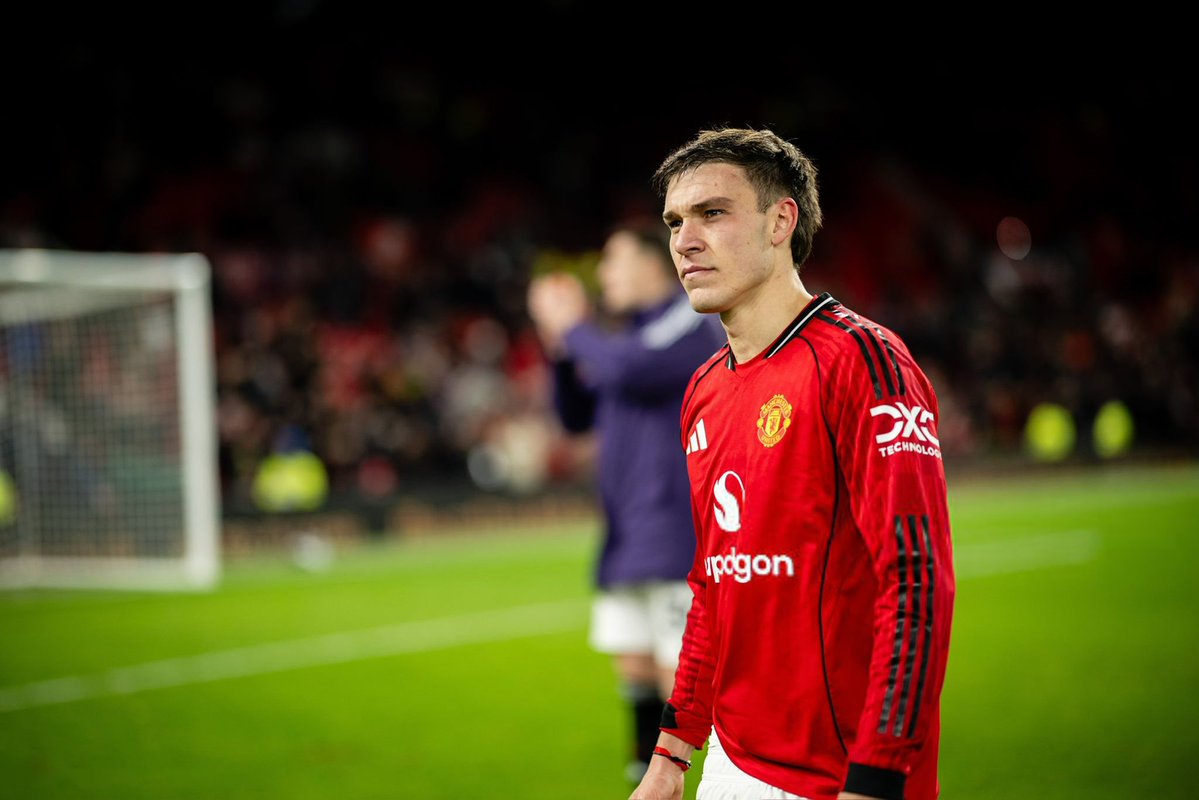 الدوري الإنجليزي™ tweet media