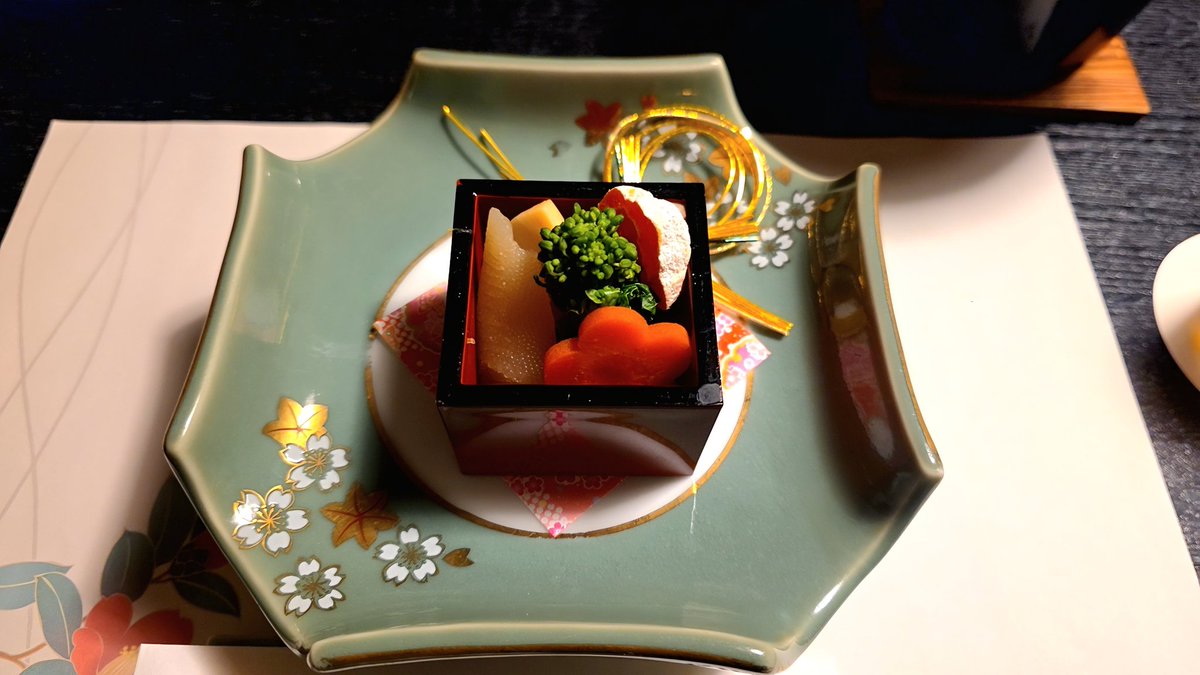 ぷると tweet media