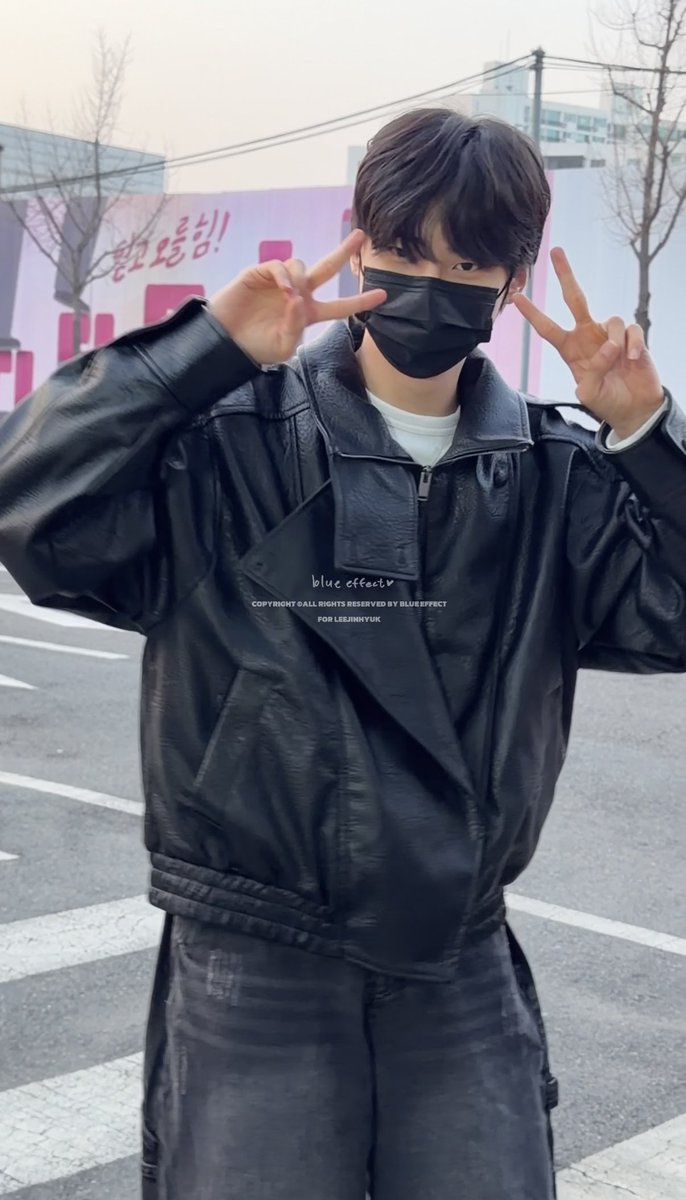 blue effect💙 tweet media