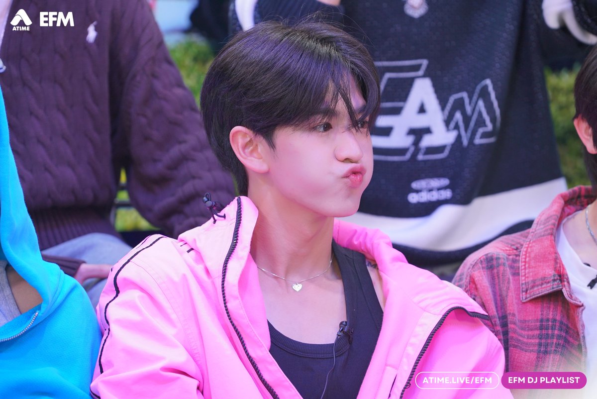 EFM STATION tweet media