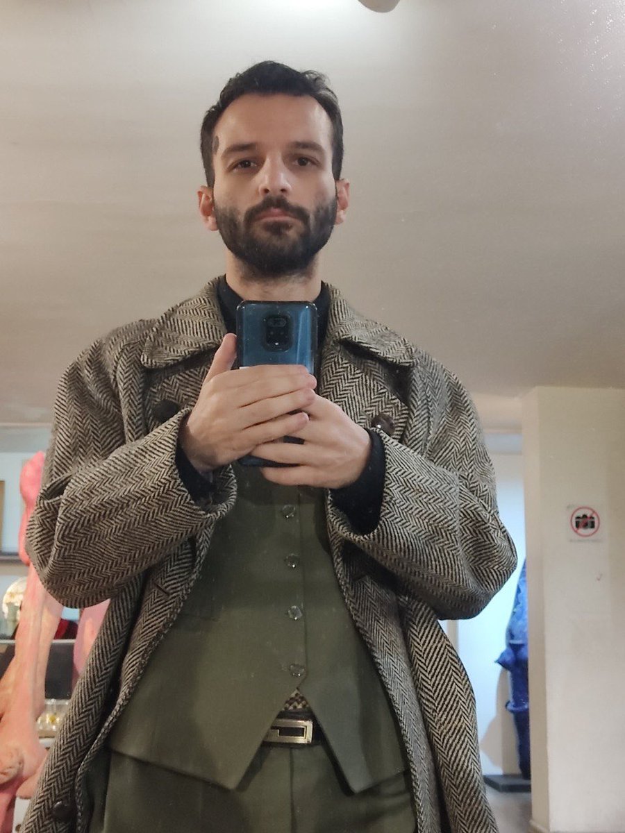 Vahid Mirzaei tweet media