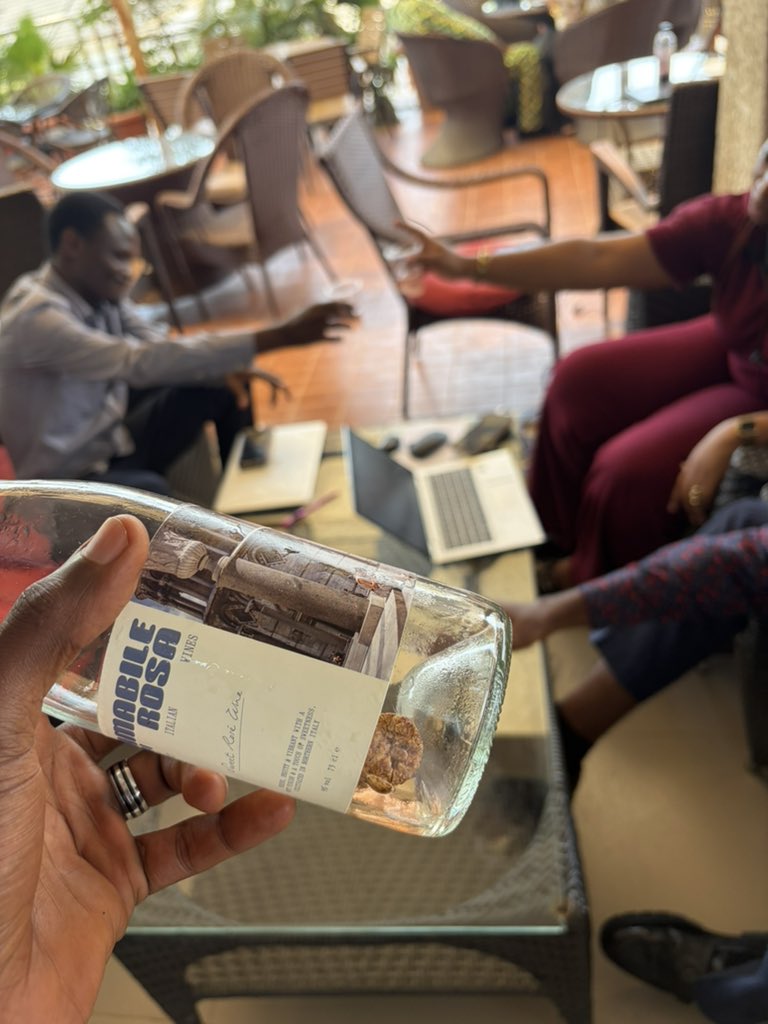 eleniyangrayy tweet media