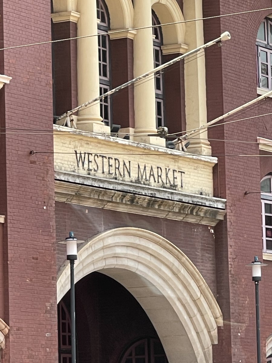 johnherbert's tweet image. Painting brickwork is stupid, it now it will cost at lot more to fix #dumb