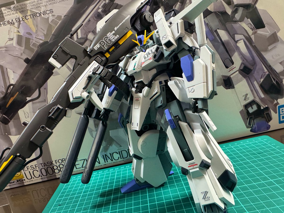 れうす tweet media