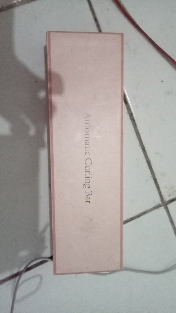 only_wain's tweet photo. #Wts curly hair otomatis, jarang dipake kotor debu dikit, 150k bisa nego, bisa req 🍊
📍Bandung https://t.co/DIufGIAEtT