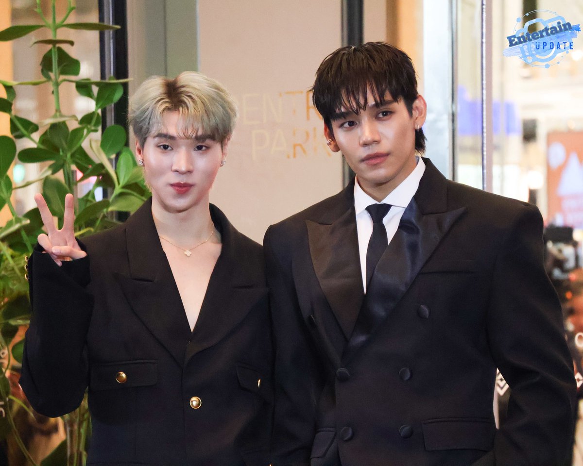 Entertain Update tweet media