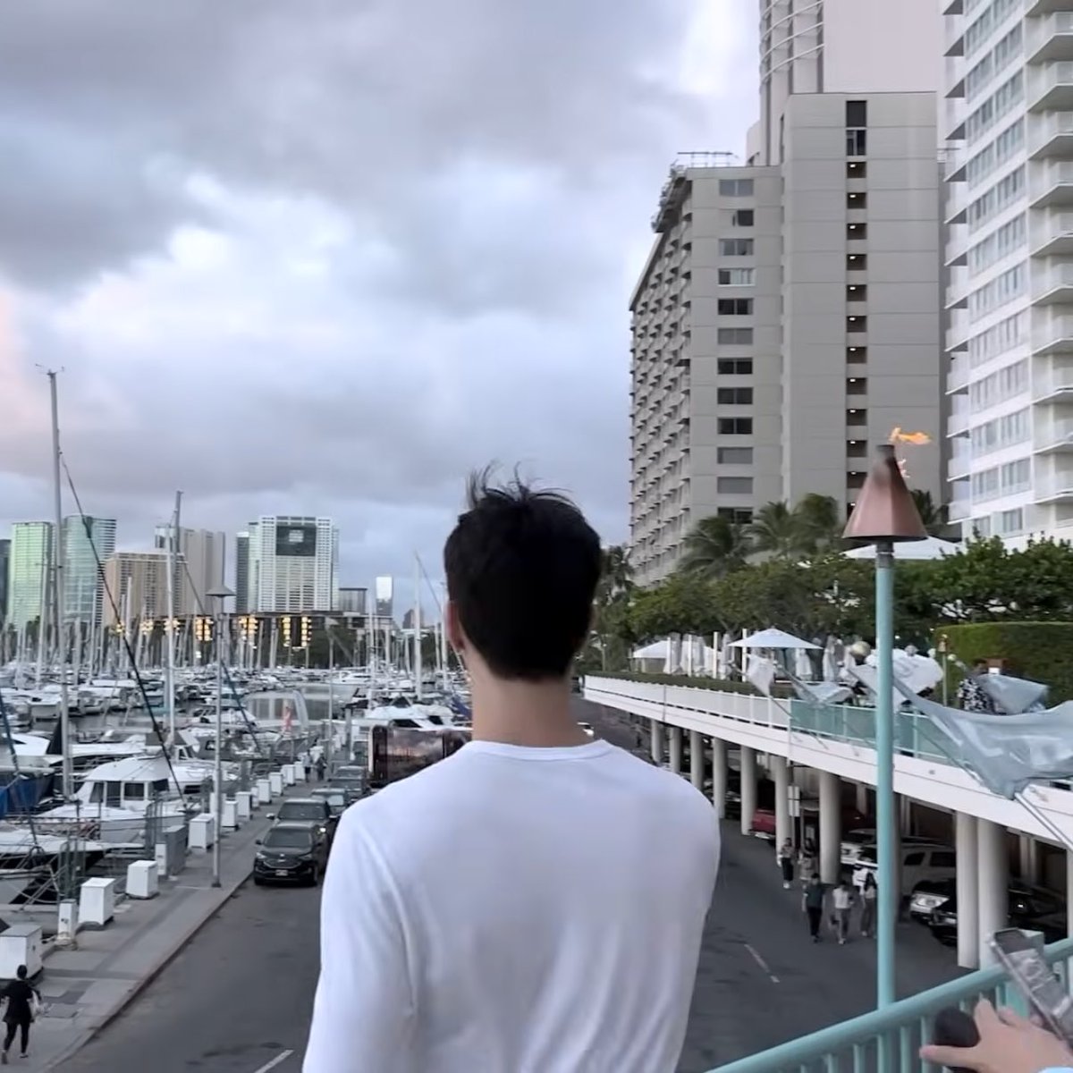 พลผักกาด tweet media