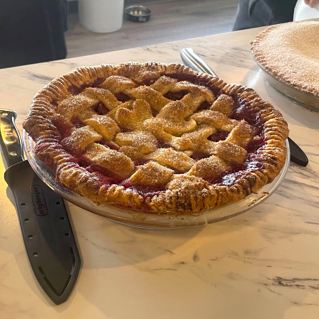 sincere_corp's tweet photo. 🍀🥧Last week we hosted a 2-for-1 event at HQ – St. Patrick’s Pi(e) Day. We celebrated a belated Pi Day (3.14) with a pizza pie lunch and a dessert buffet of pies. For the St. Patrick’s Day portion of our festivities, we broke into teams for a themed pub quiz. Congrats Team 5! https://t.co/6ioSGoBS5d