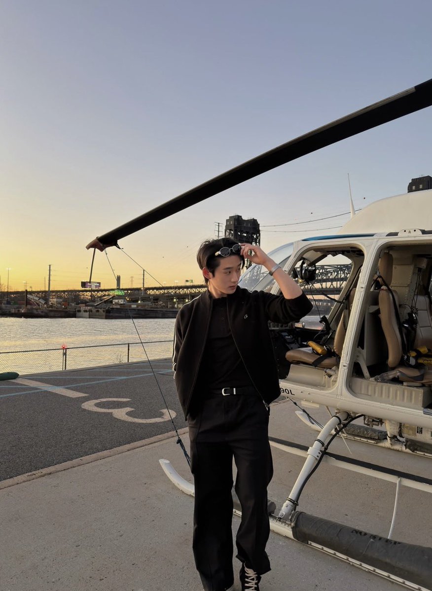 susunaka tweet media