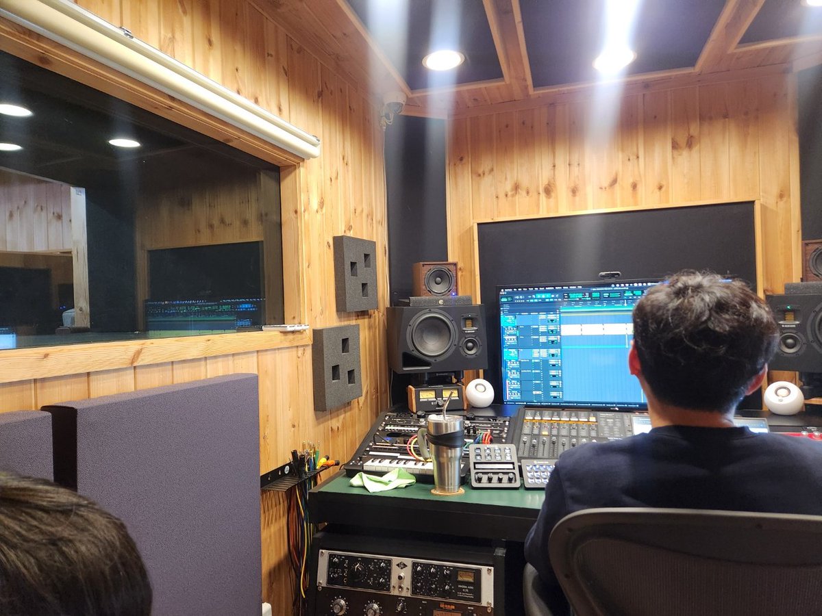 Habom Studio 하봄 스튜디오 tweet media