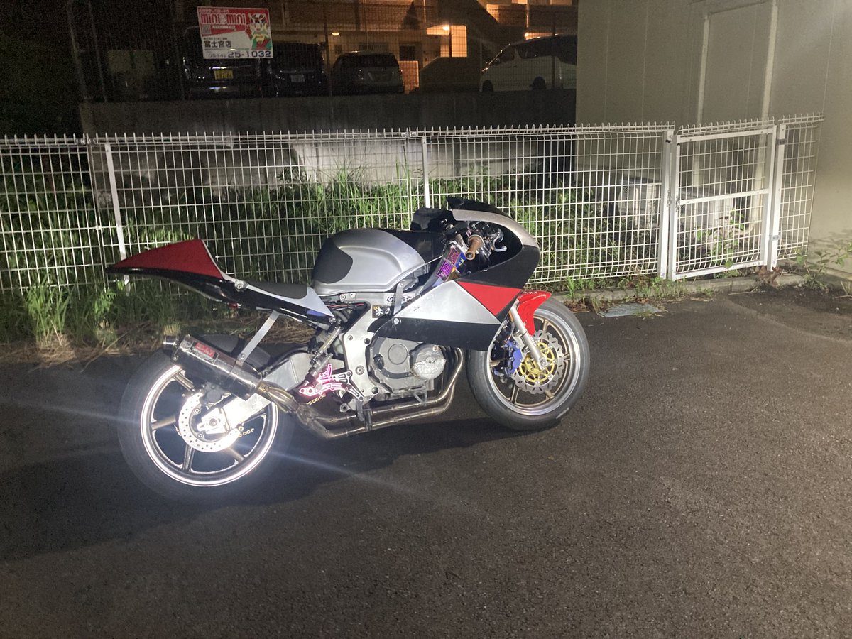 違法板金屋もんち tweet media