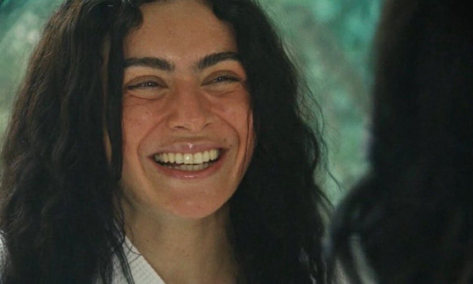 Olivia Newton-John Wayne tweet media