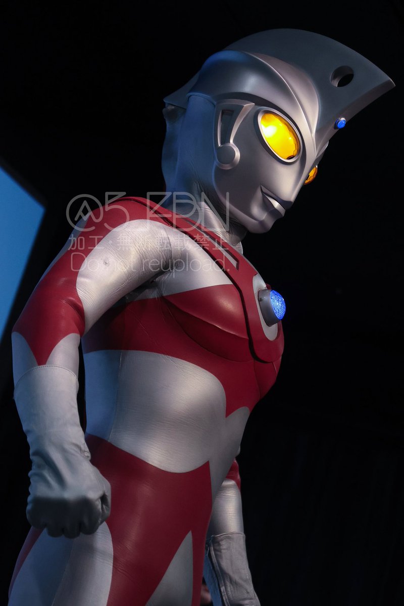 ななお tweet media