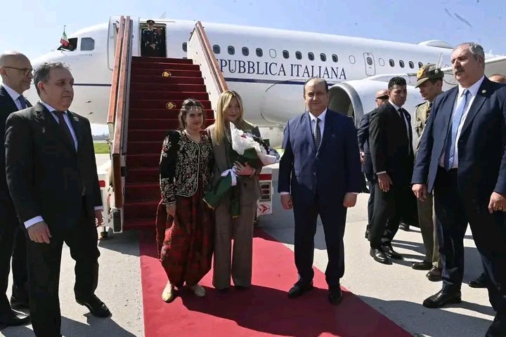 بايباااااي 🇲🇦🇲🇦🇲🇦الله 👈الوطن🇲🇦الملك🇲🇦 tweet media