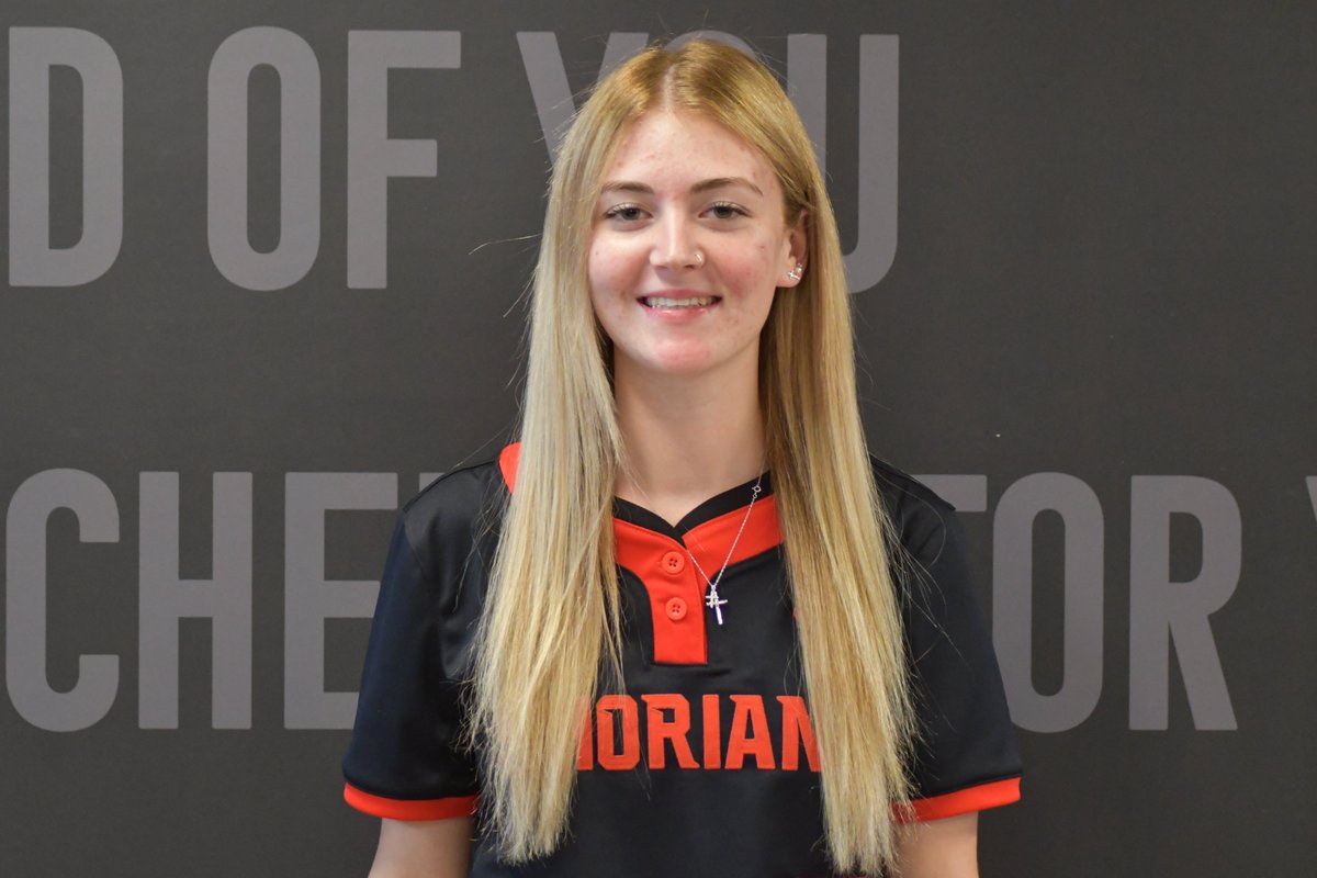 myLSPS's tweet image. Spring headshot day for our @lshsshorian athletes was a success! We’re excited to follow their journeys this season and celebrate all of their hard work, growth, and achievements along the way. #myLSPS