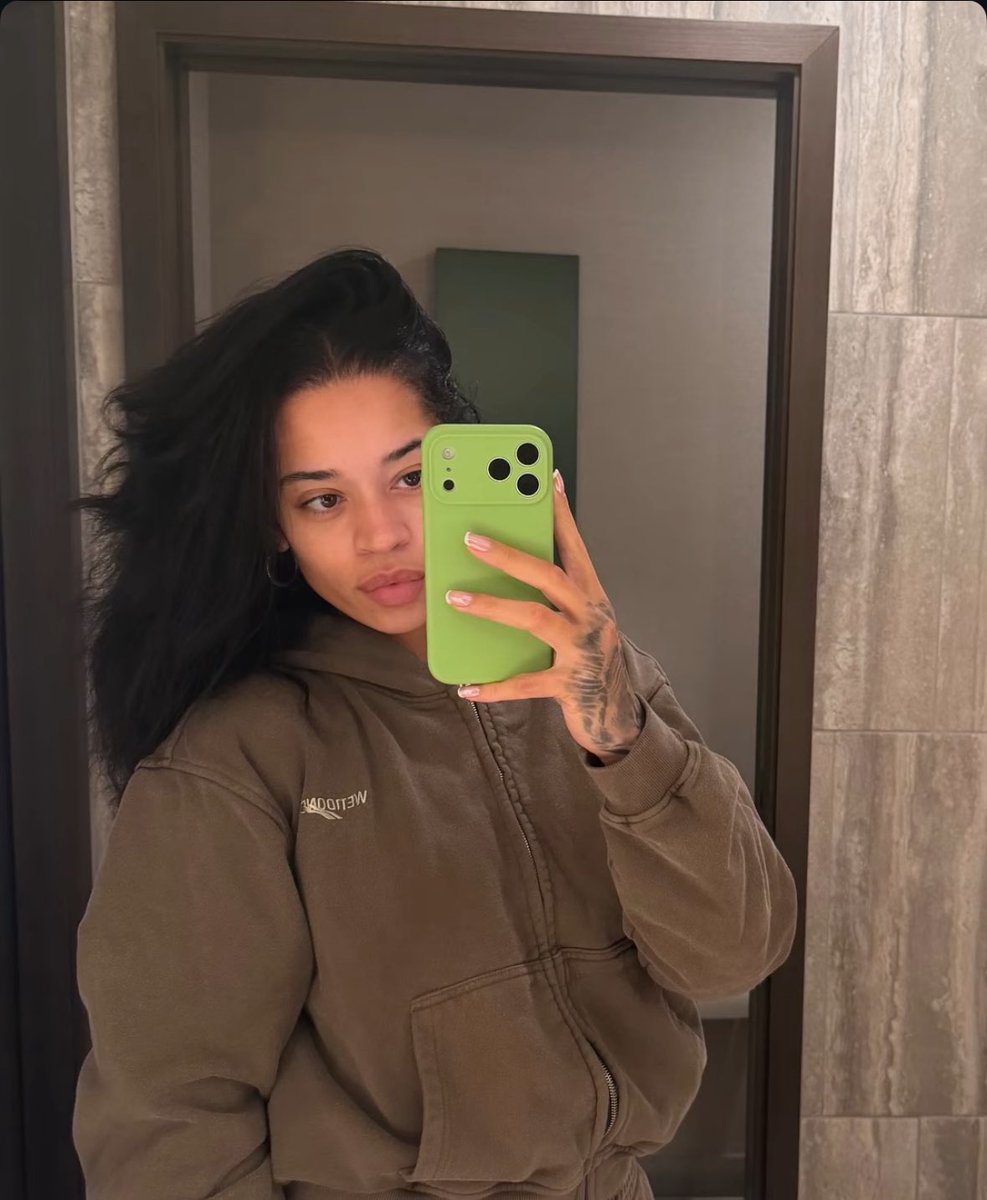 ًWave Checkers tweet media