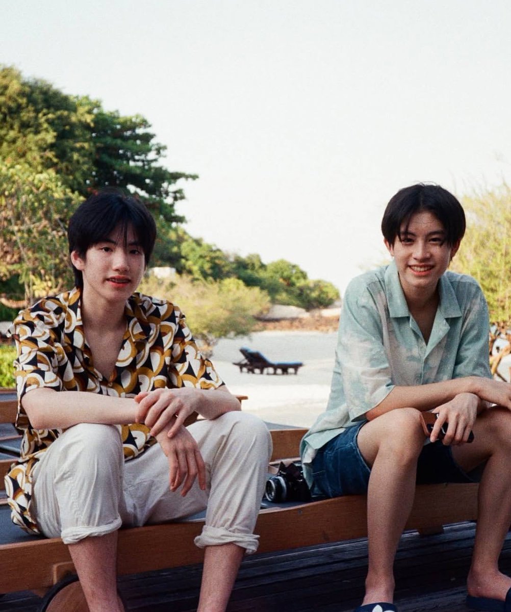 เกิดนานแต่เป็นติ่งช้า เส้าว่ะ tweet media