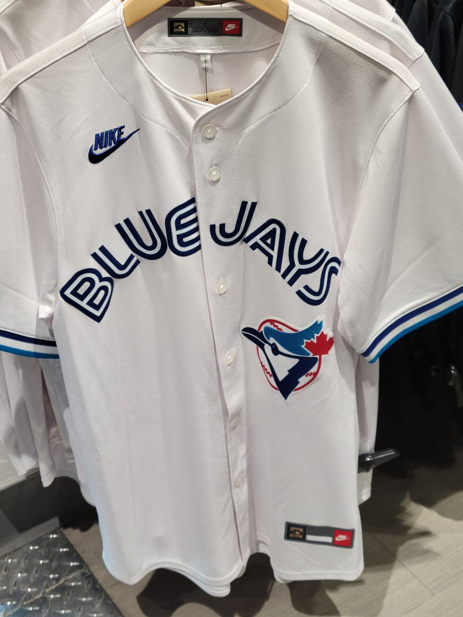 Thomas Hall tweet media