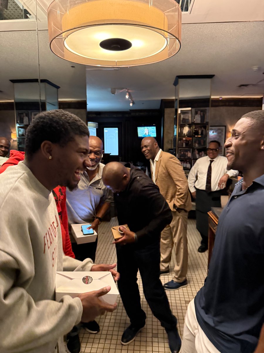 Michael Arata tweet media