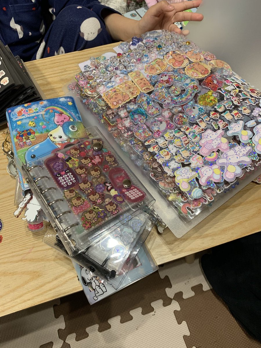 Rails_sky's tweet photo. これは富豪の一部コレクション。 https://t.co/QyFT2YyYGO