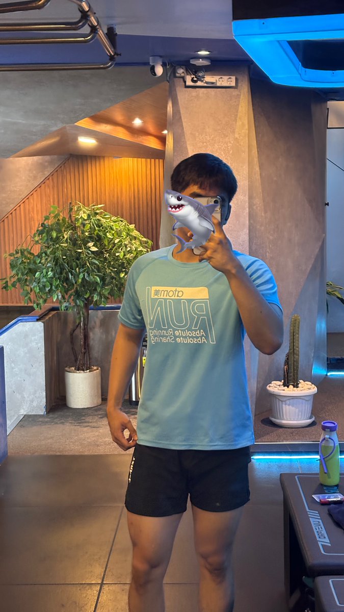 Shork ๐ฆ tweet media