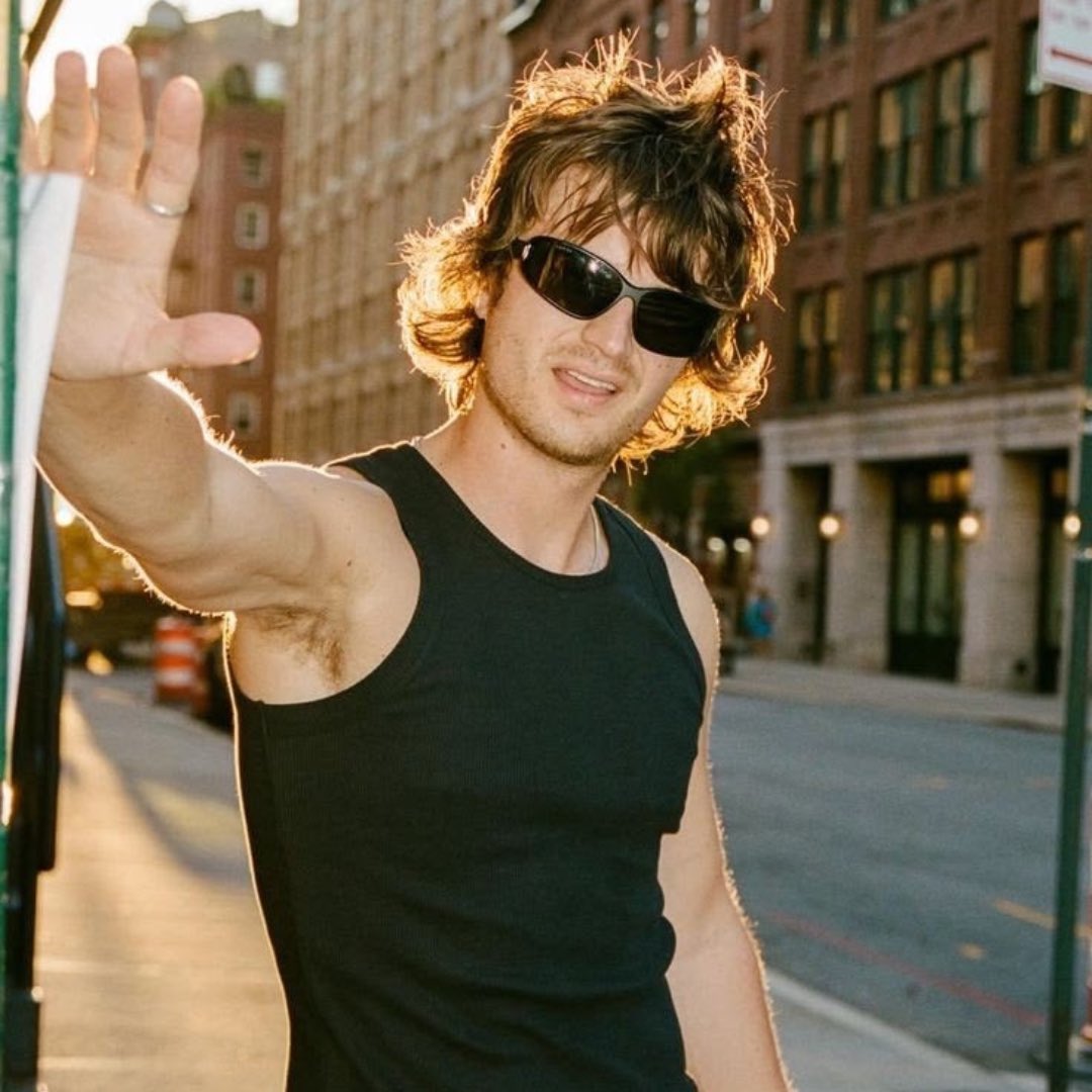 Info Addison Rae tweet media