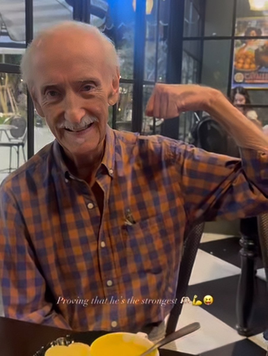 𝗿𝗲𝗻𝗲𝗲🧋 tweet media