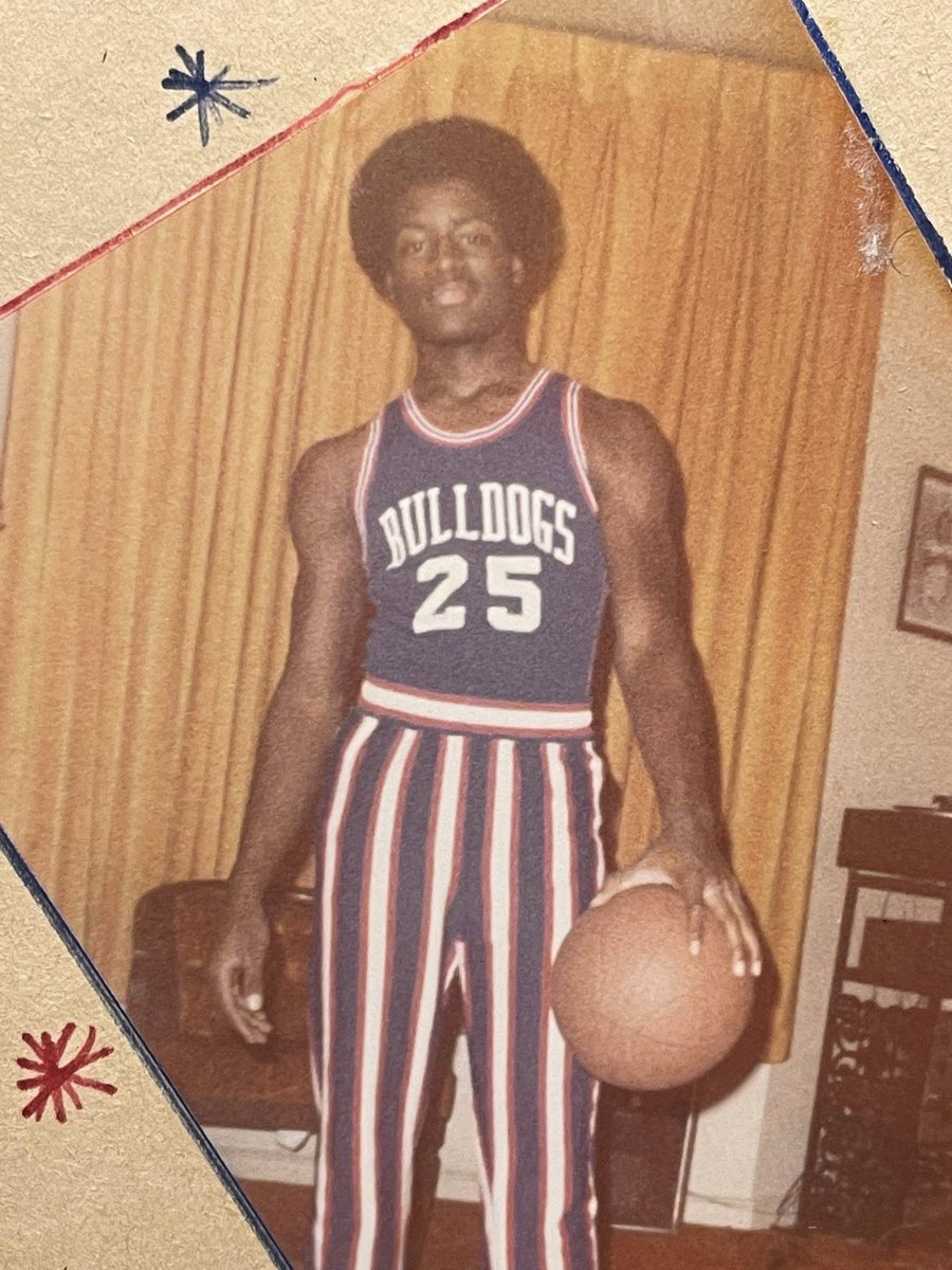 ApostleFrank's tweet image. Celebrating &amp;amp; Remembering Brandywine HS 45th Year Reunion! Class of 1981 - Fond memories of yesteryear! High School Days playing Football, Baseball, and Basketball. #BHSBulldogs #DemBurtonBoyz #DemBurtons @BrandywineHigh