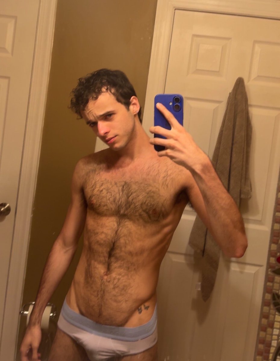 mitchy tweet media