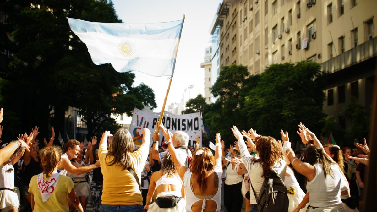 PeronismoXlaCiudad tweet media