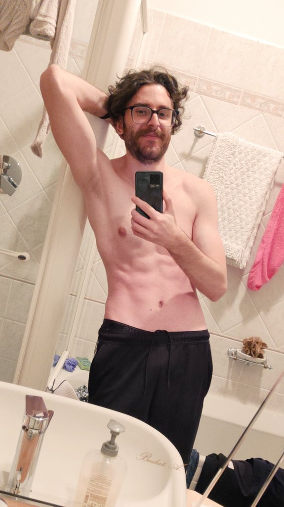 briscolaman's tweet photo. What do you think of my abs? Do you like it? https://t.co/X9HCQp2vqu