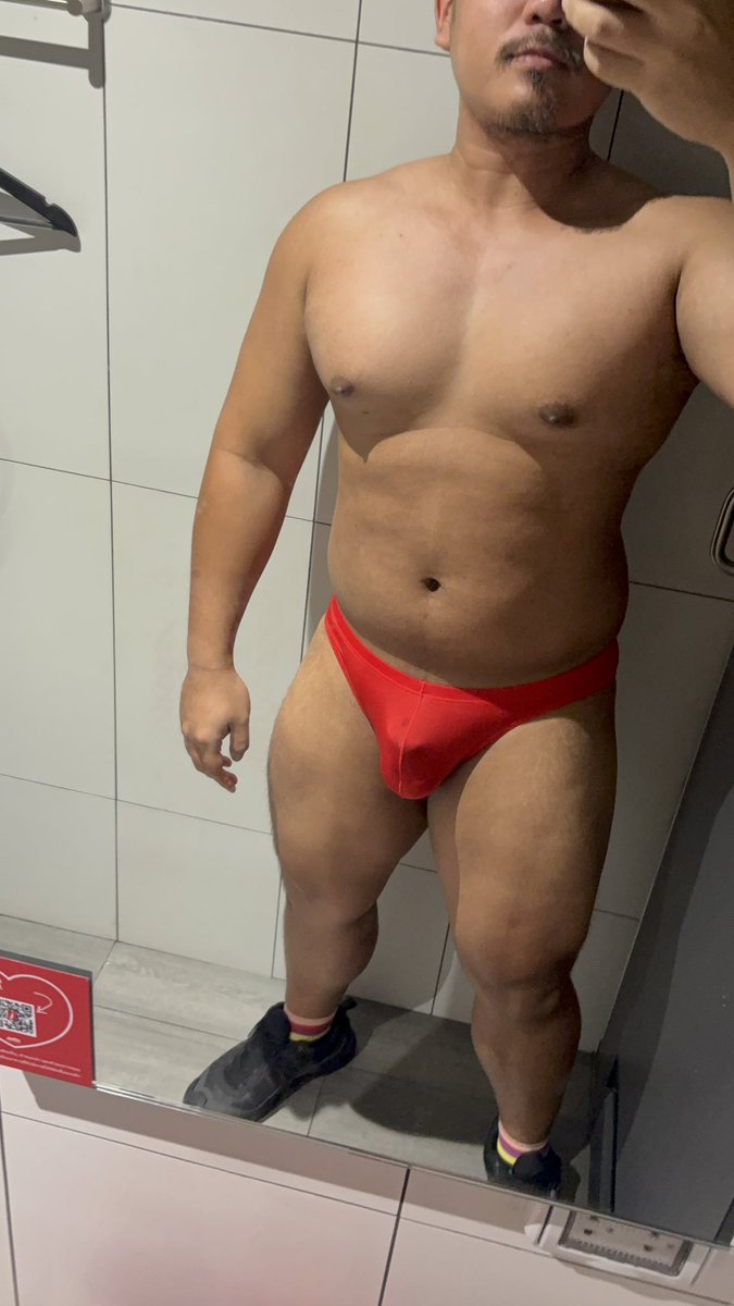 Littleflooks tweet media