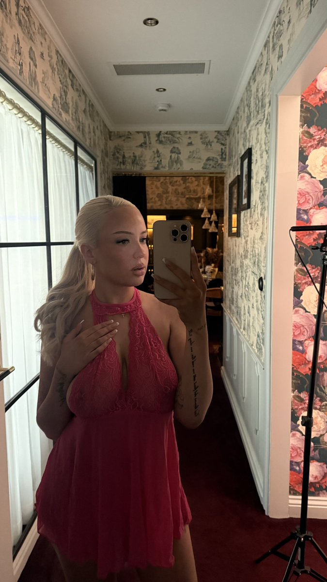 elinswedee tweet media