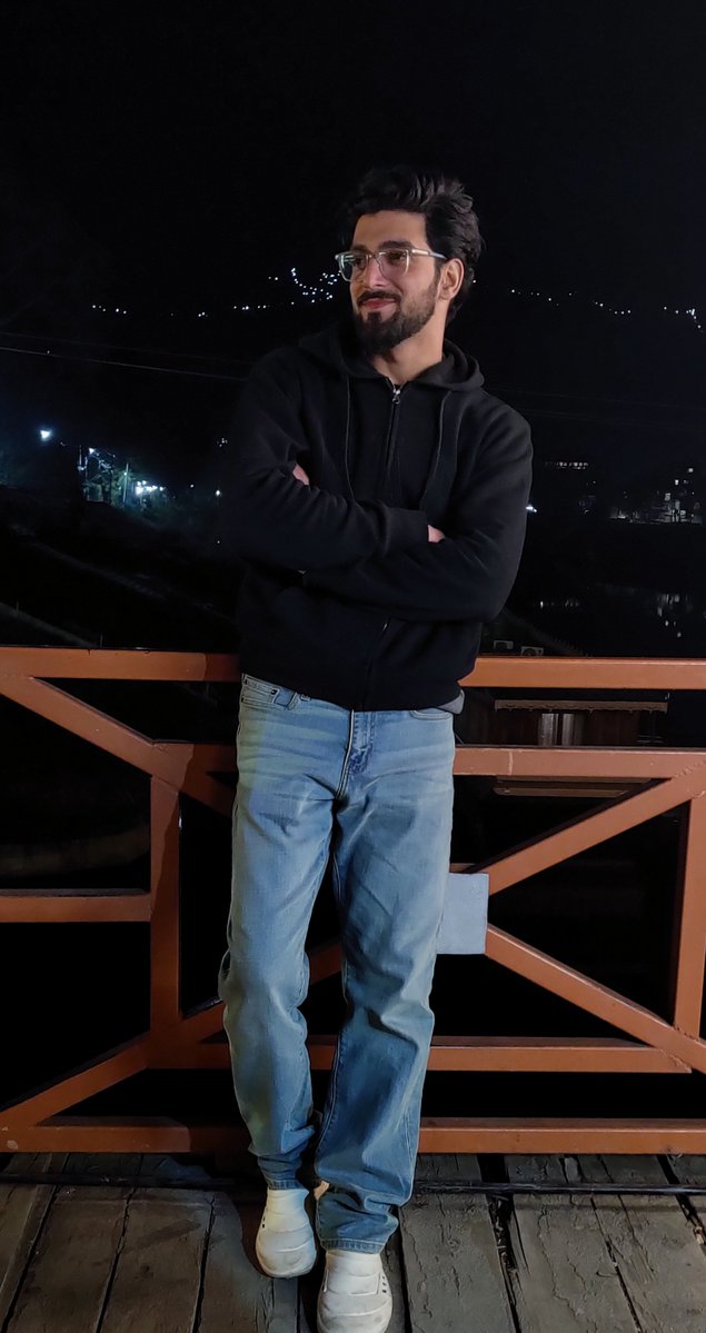 🖤💫 tweet media