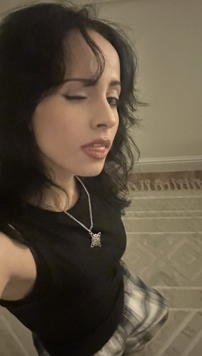 فرعون tweet media