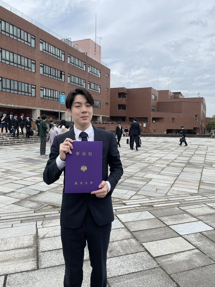 極悪人エグバート tweet media