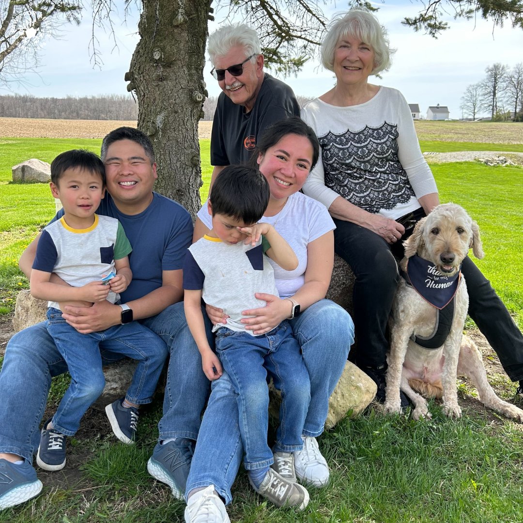 4 Paws For Ability tweet media