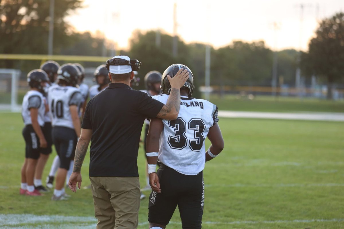 kd_reiland's tweet photo. “Undersized” doesn’t define who I am on the field. All I need is one opportunity. https://t.co/hlTsZn3w9n
