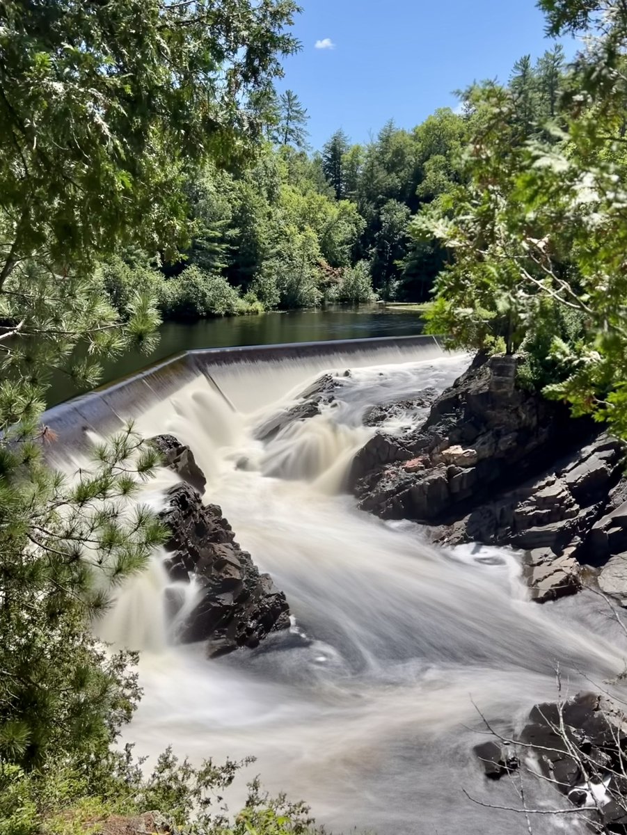 Sophie Pérusse ❤️🇨🇦🤍 ~ 💙🇺🇦💛 ~ 🤍🇬🇱❤️ tweet media