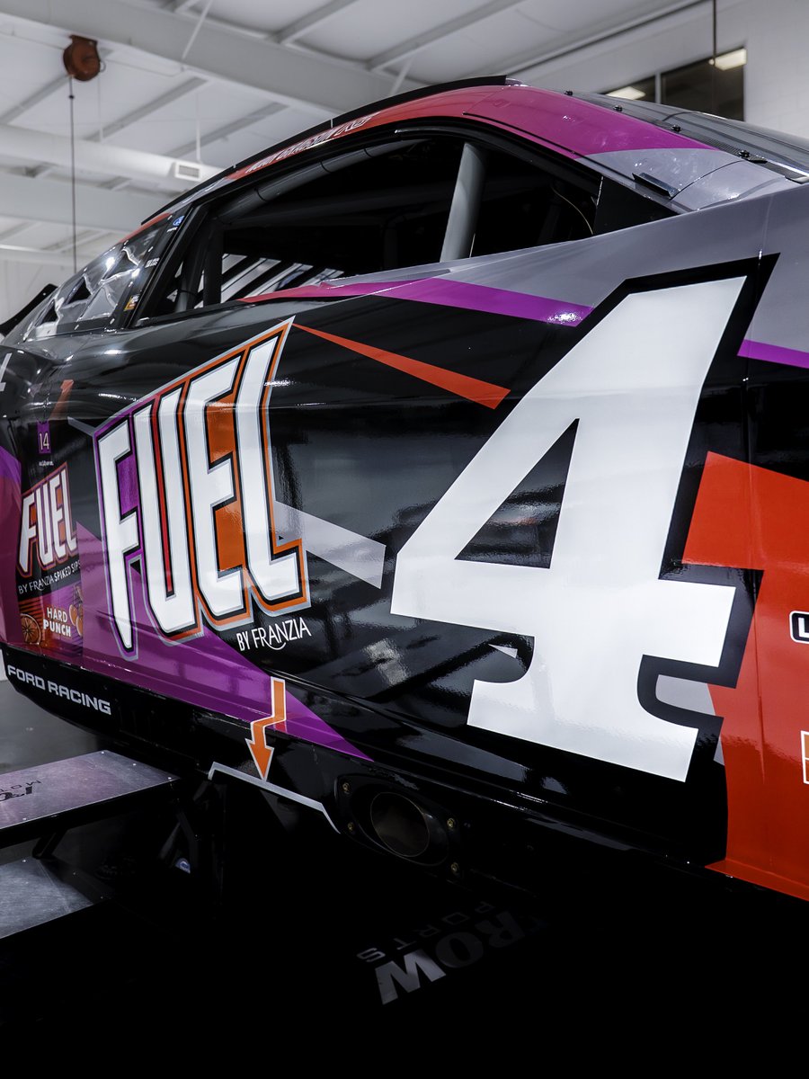 Front Row Motorsports tweet media