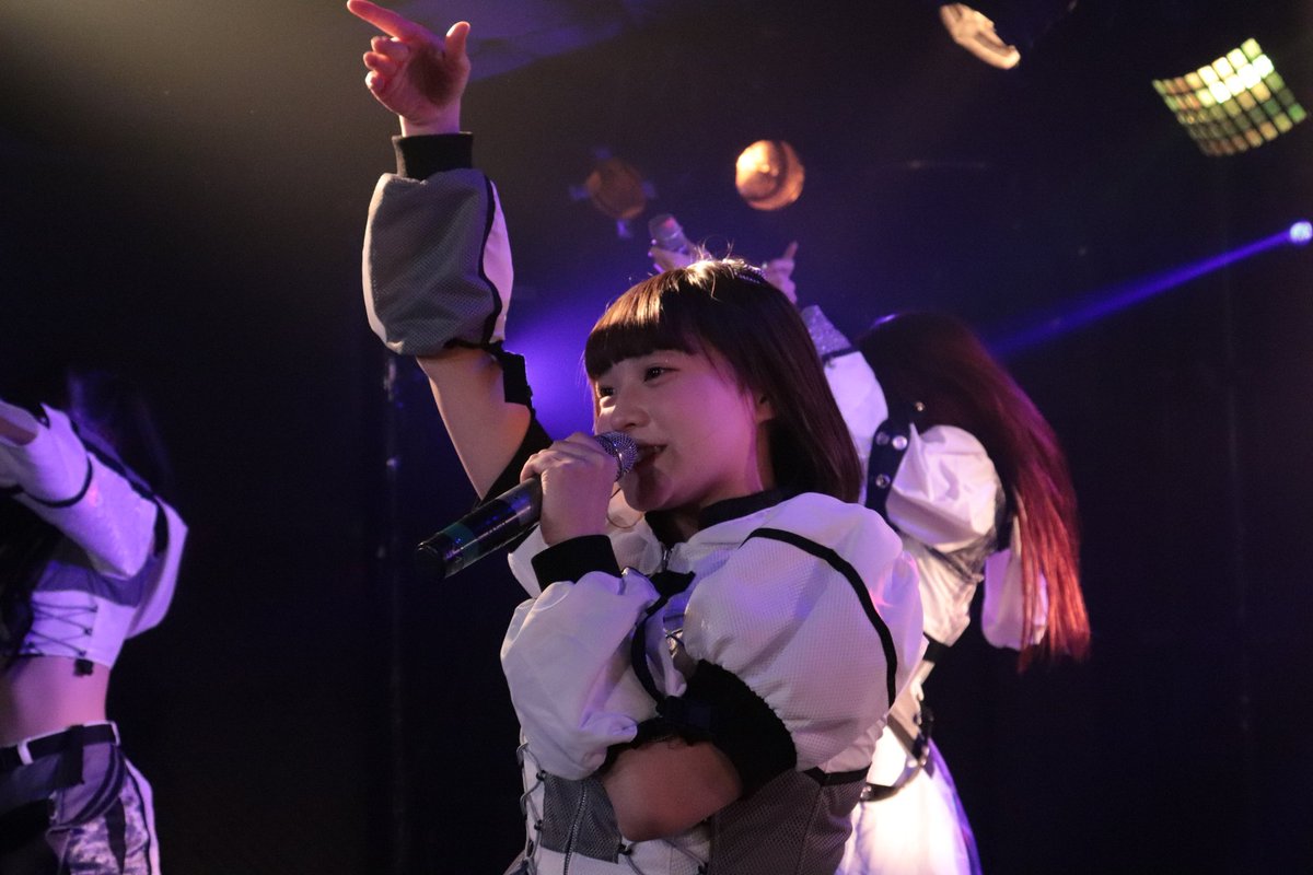 グラモン tweet media