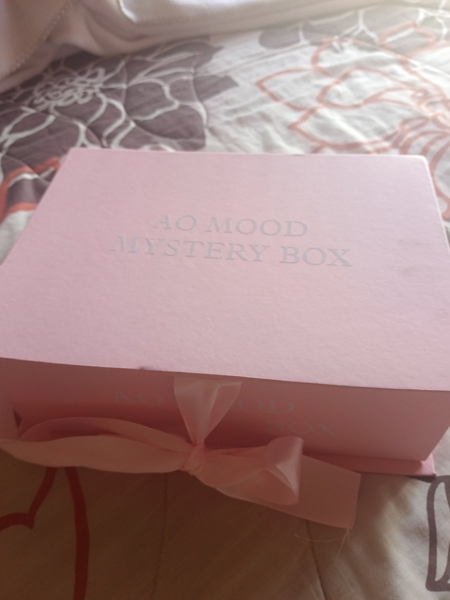 Baby K's Glam Granny tweet media