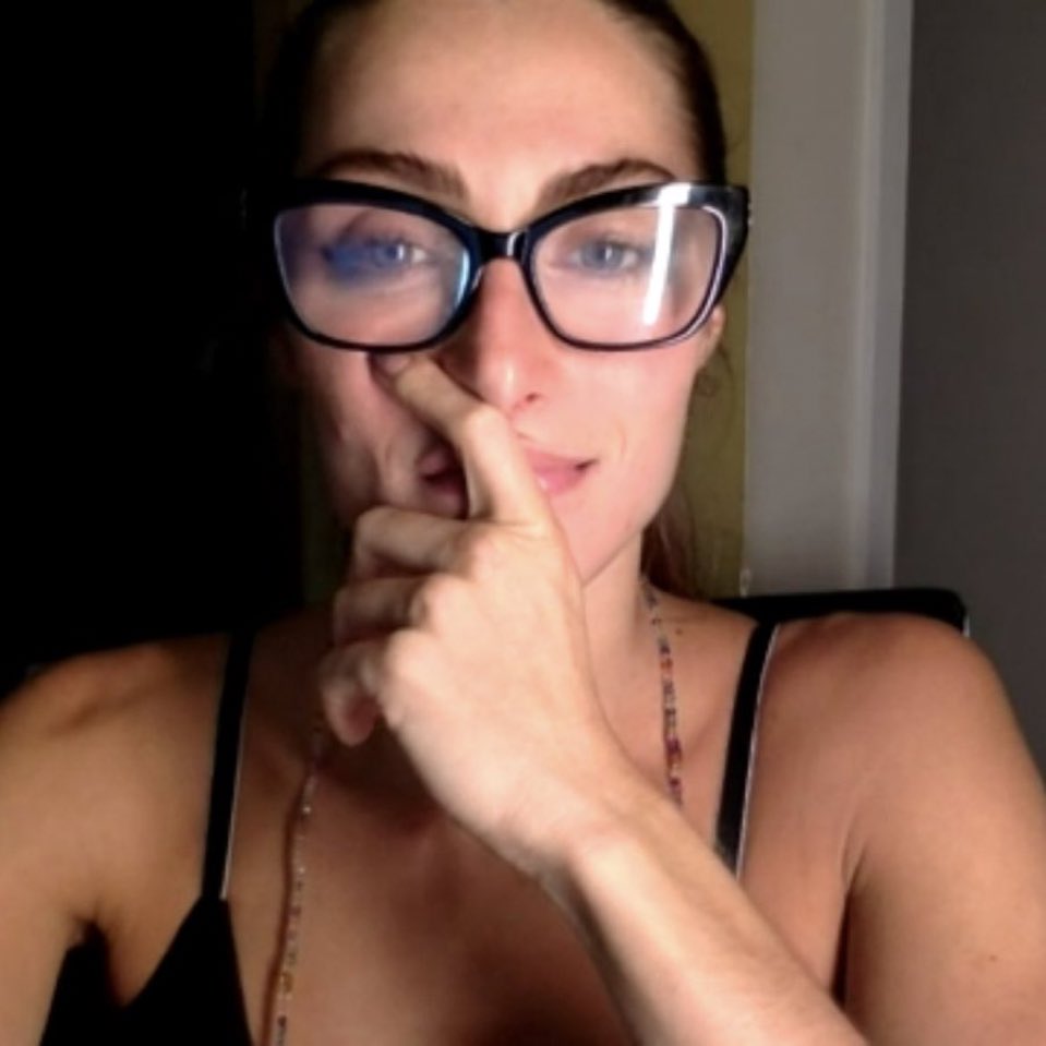 bea♟️ tweet media