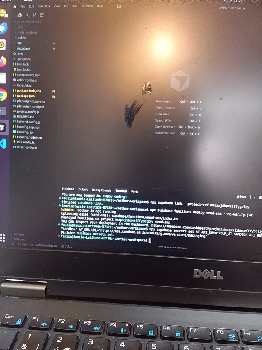 Kumbe ata machines zetu hazijui kuwork under pressure 😂

After kugive up, laptop inacooperate 😂 Na watu kwa room wanasing along... Life right now is amazing 😂

#WomenInTech
#BuildWithAT
#WeLoveNerds