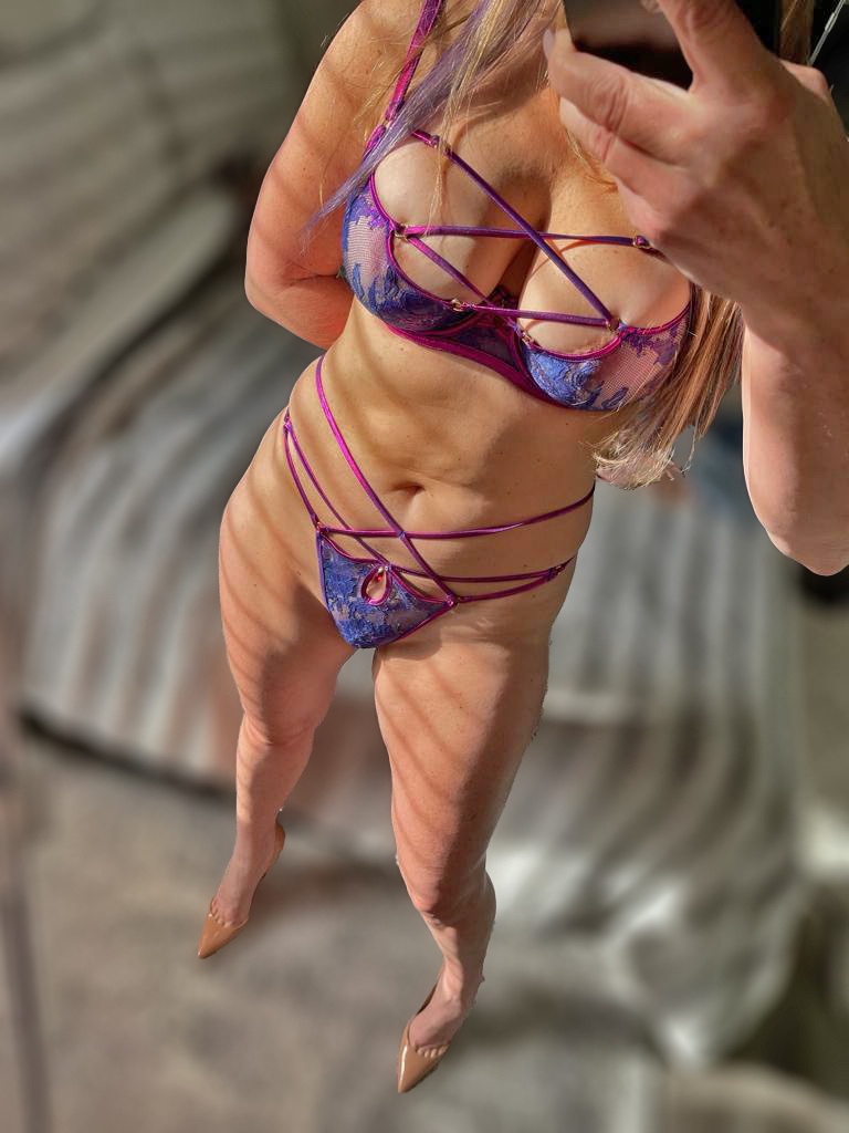 💋 Sexy Kate tweet media