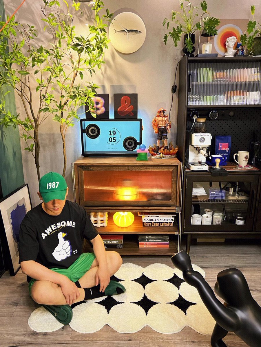 catherine tweet media