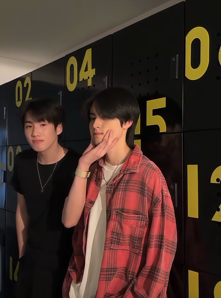 Open 🩵🐬✨💫🤏 tweet media